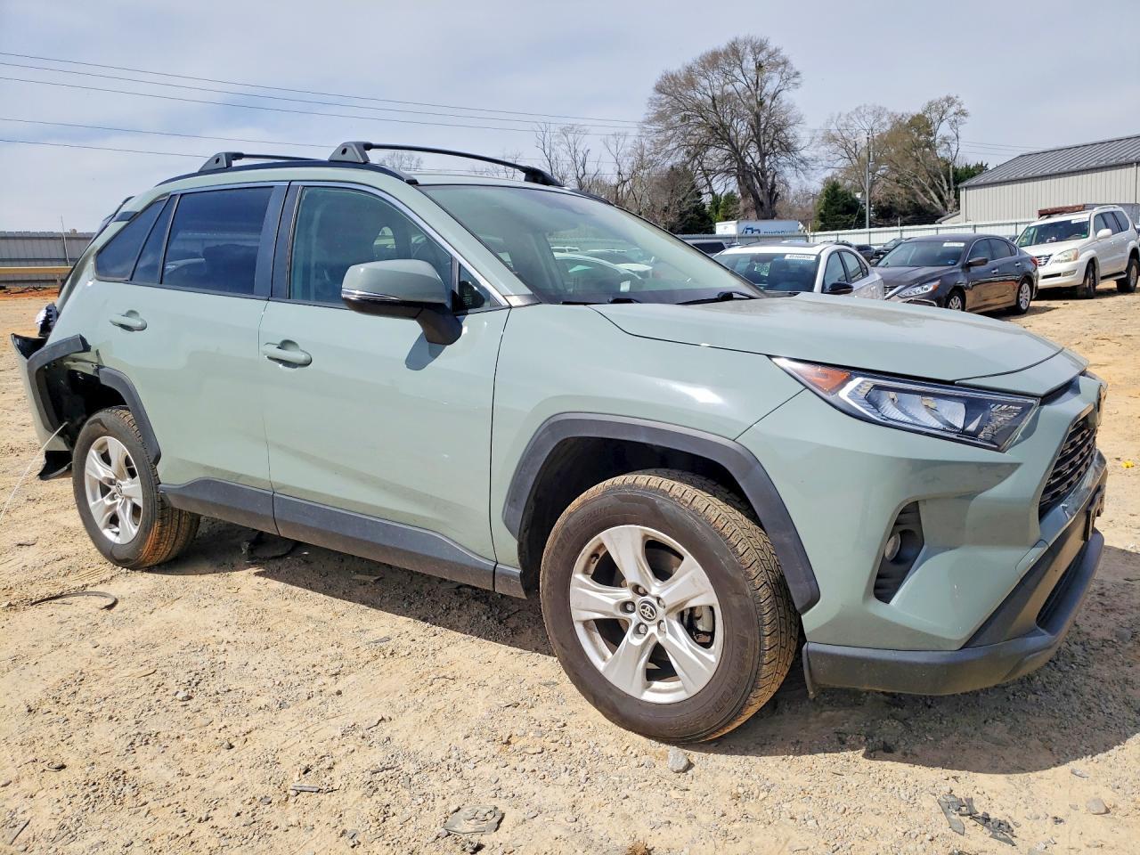 2021 Toyota Rav4 Xle - zdjęcie 4
