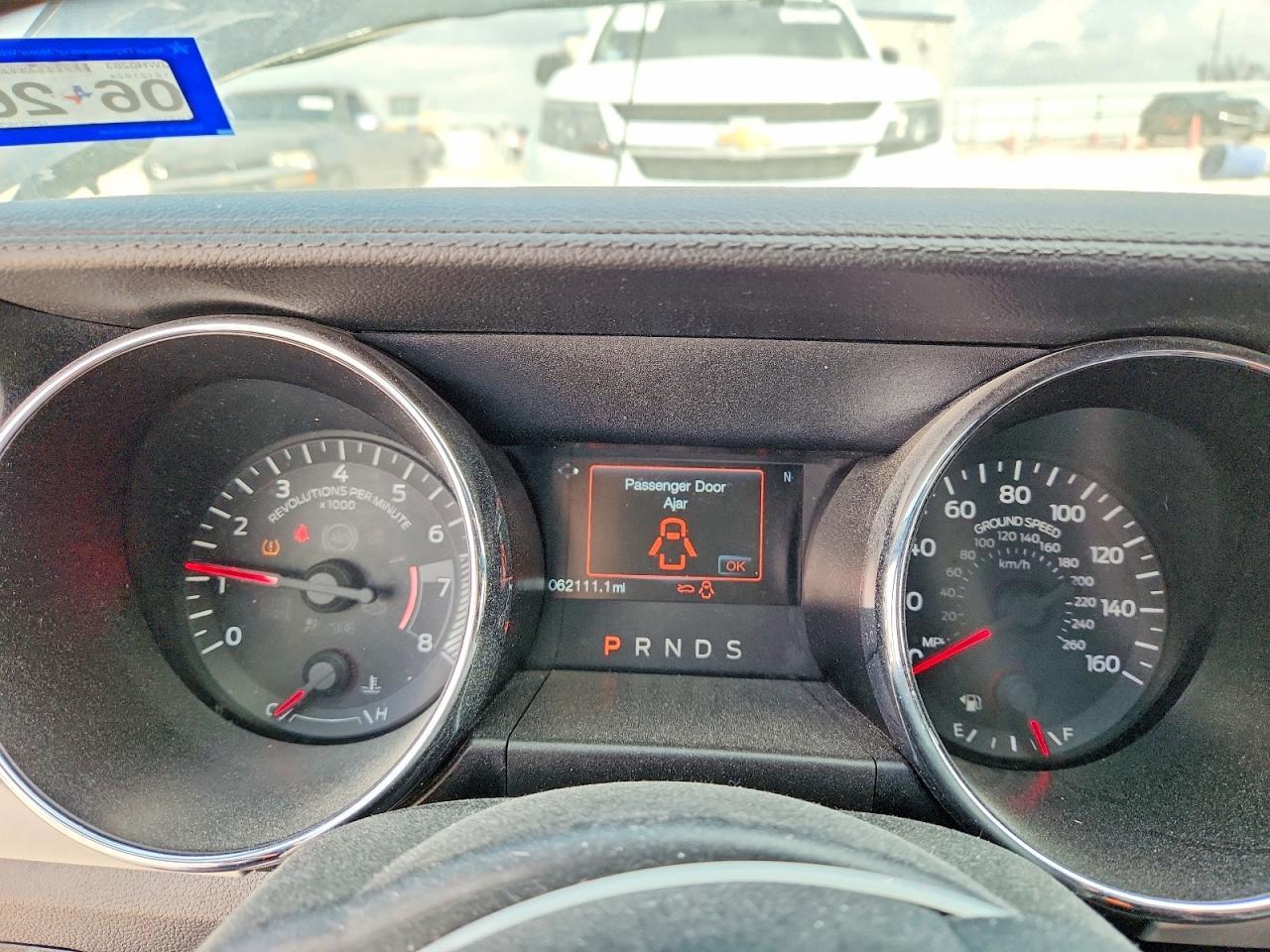 2017 Ford Mustang - zdjęcie 9