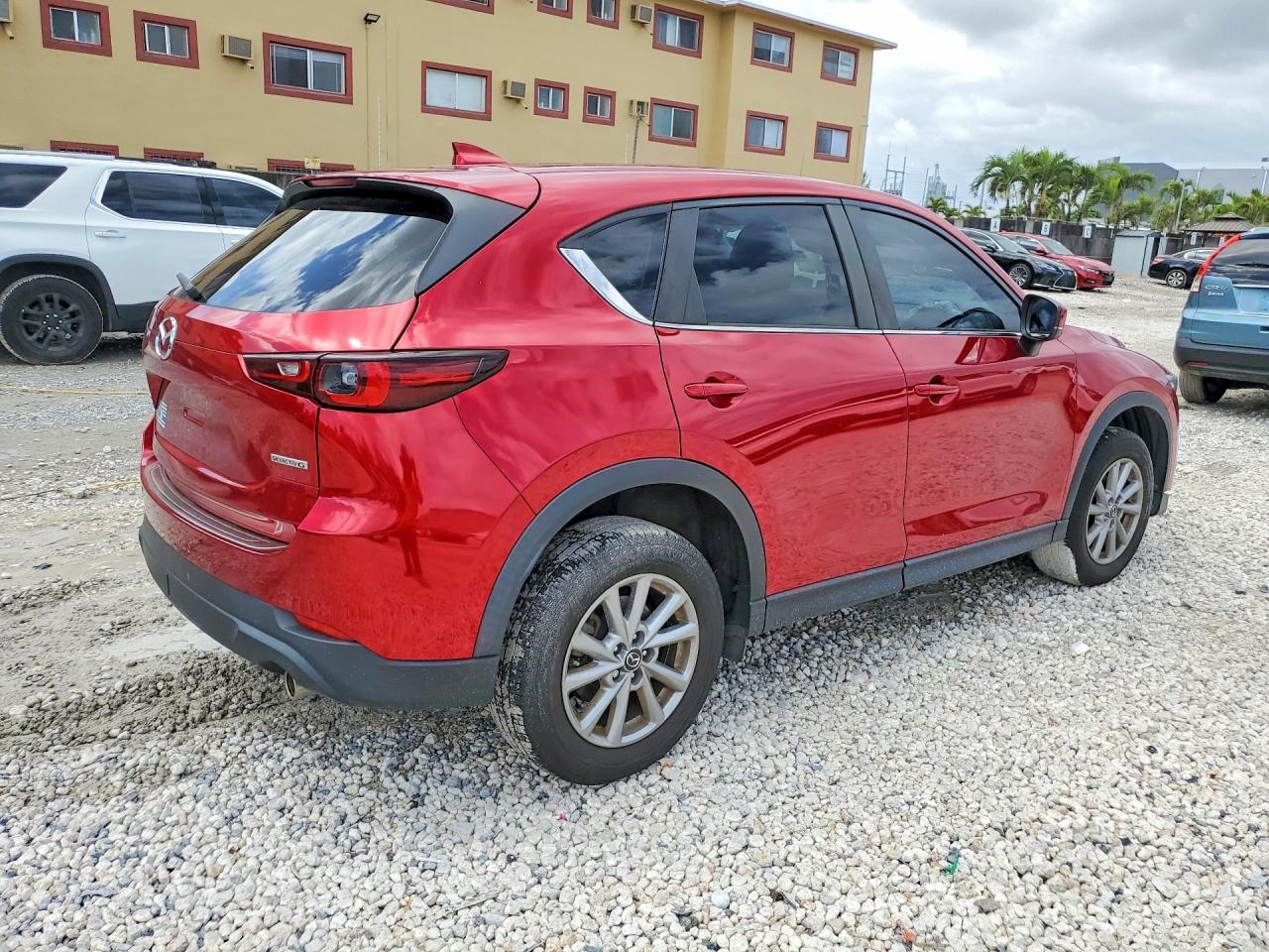 2023 Mazda Cx-5 Preferred - zdjęcie 3