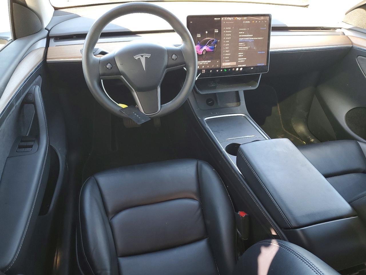 2023 Tesla Model Y - zdjęcie 8