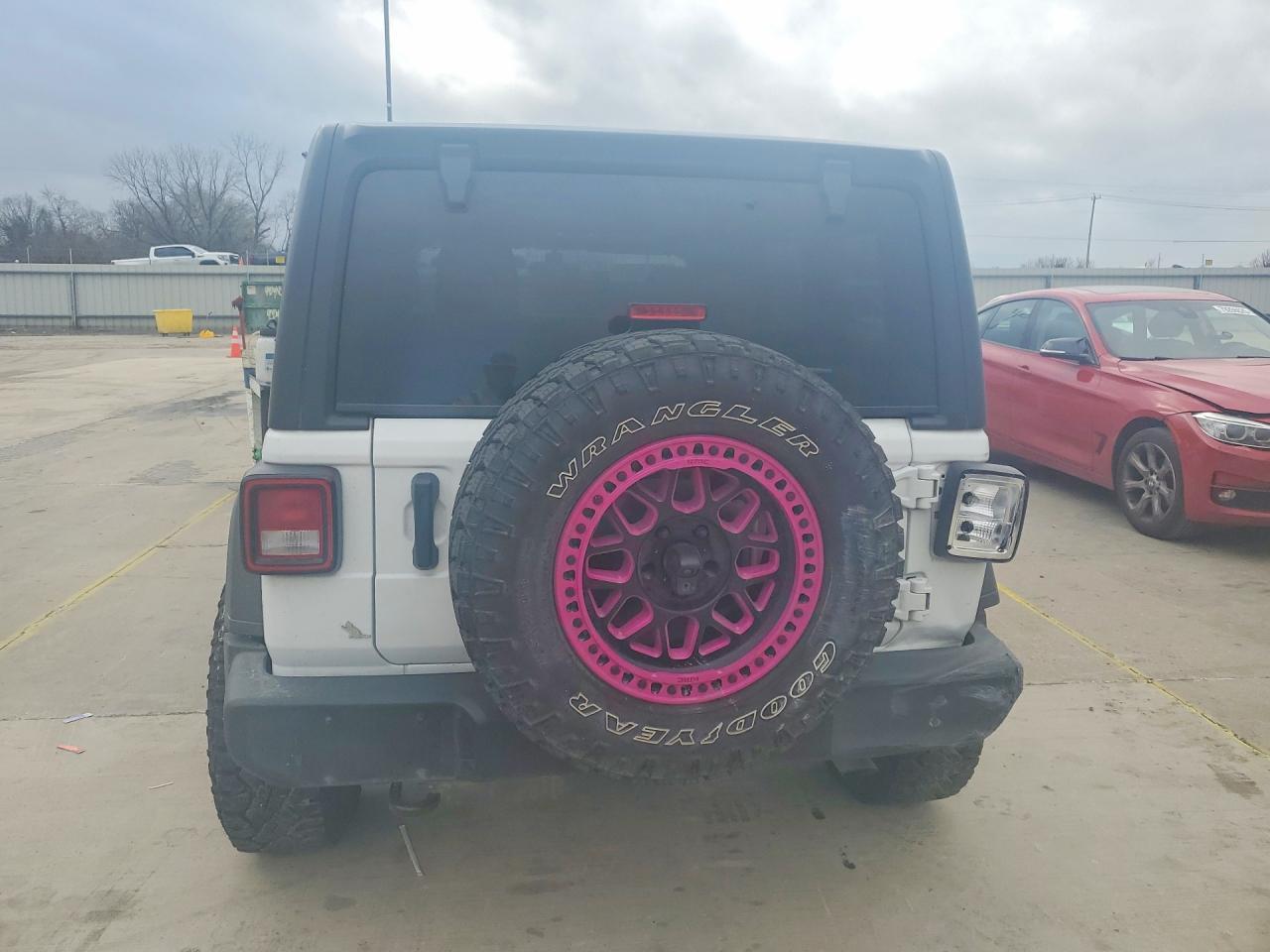 2020 Jeep Wrangler Unlimited Sport - zdjęcie 6