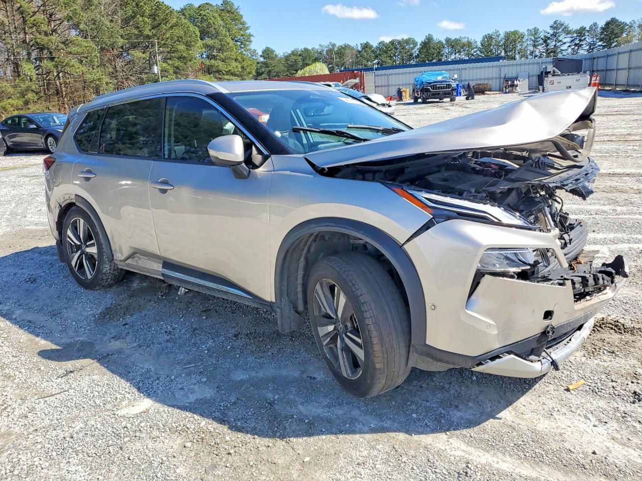 2023 Nissan Rogue Platinum - zdjęcie 4