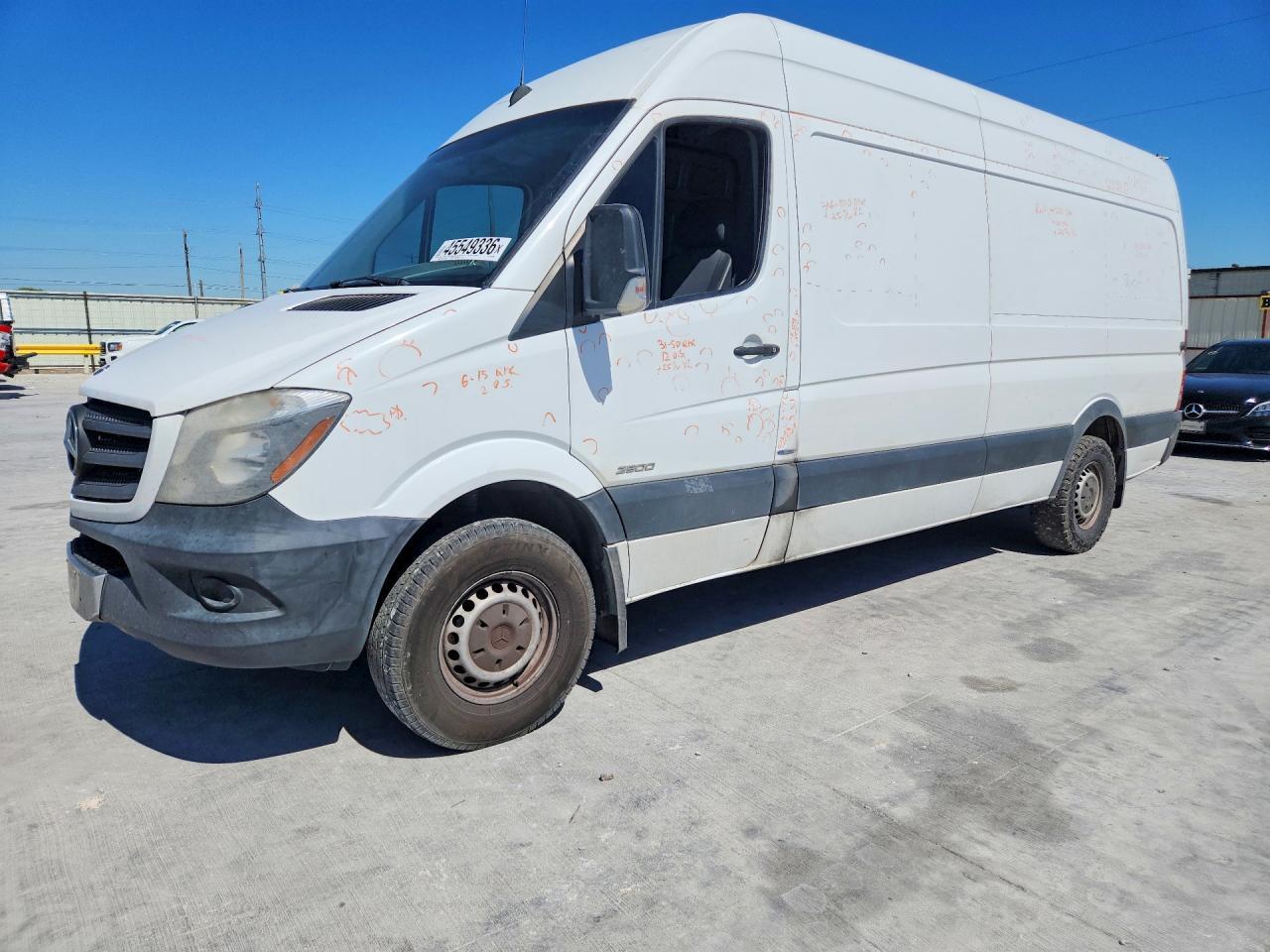 2014 Mercedes-Benz Sprinter 2500 - zdjęcie główne