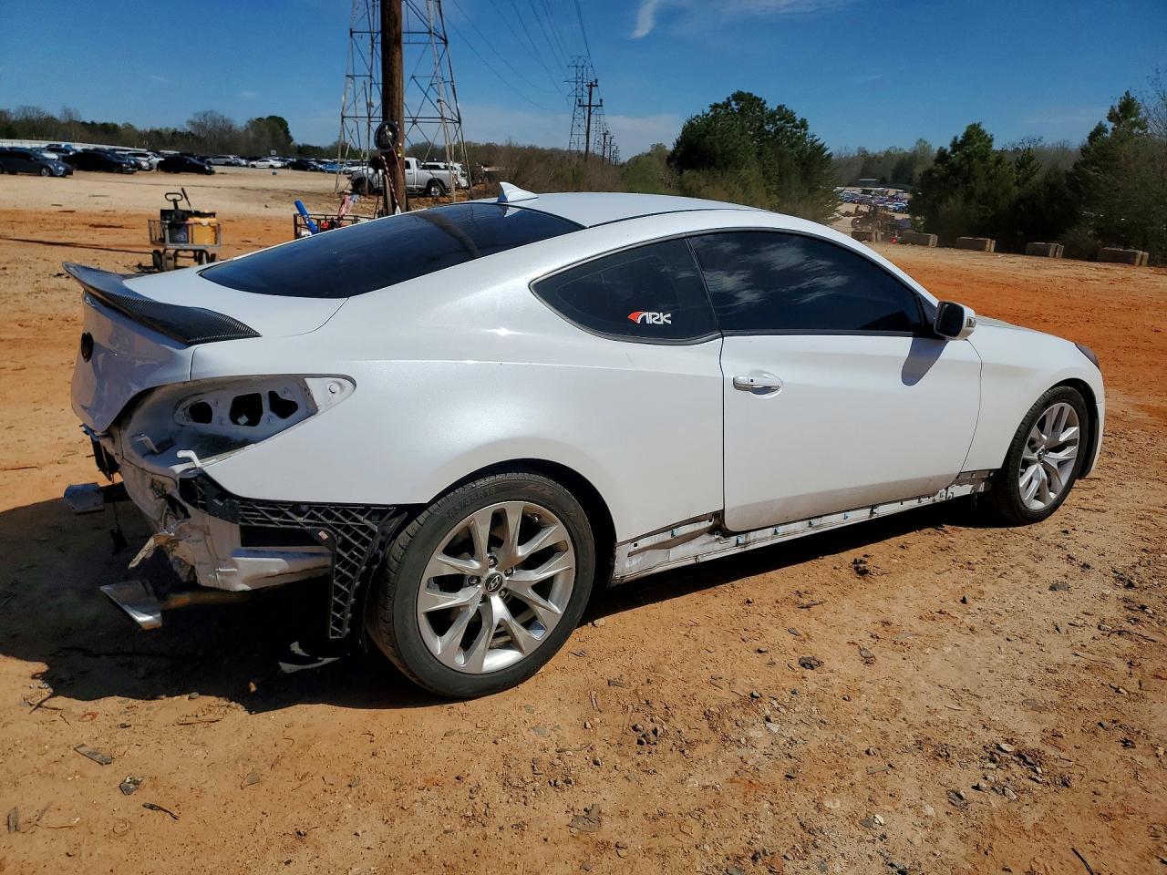 2016 Hyundai Genesis Coupe 3.8 - zdjęcie 3