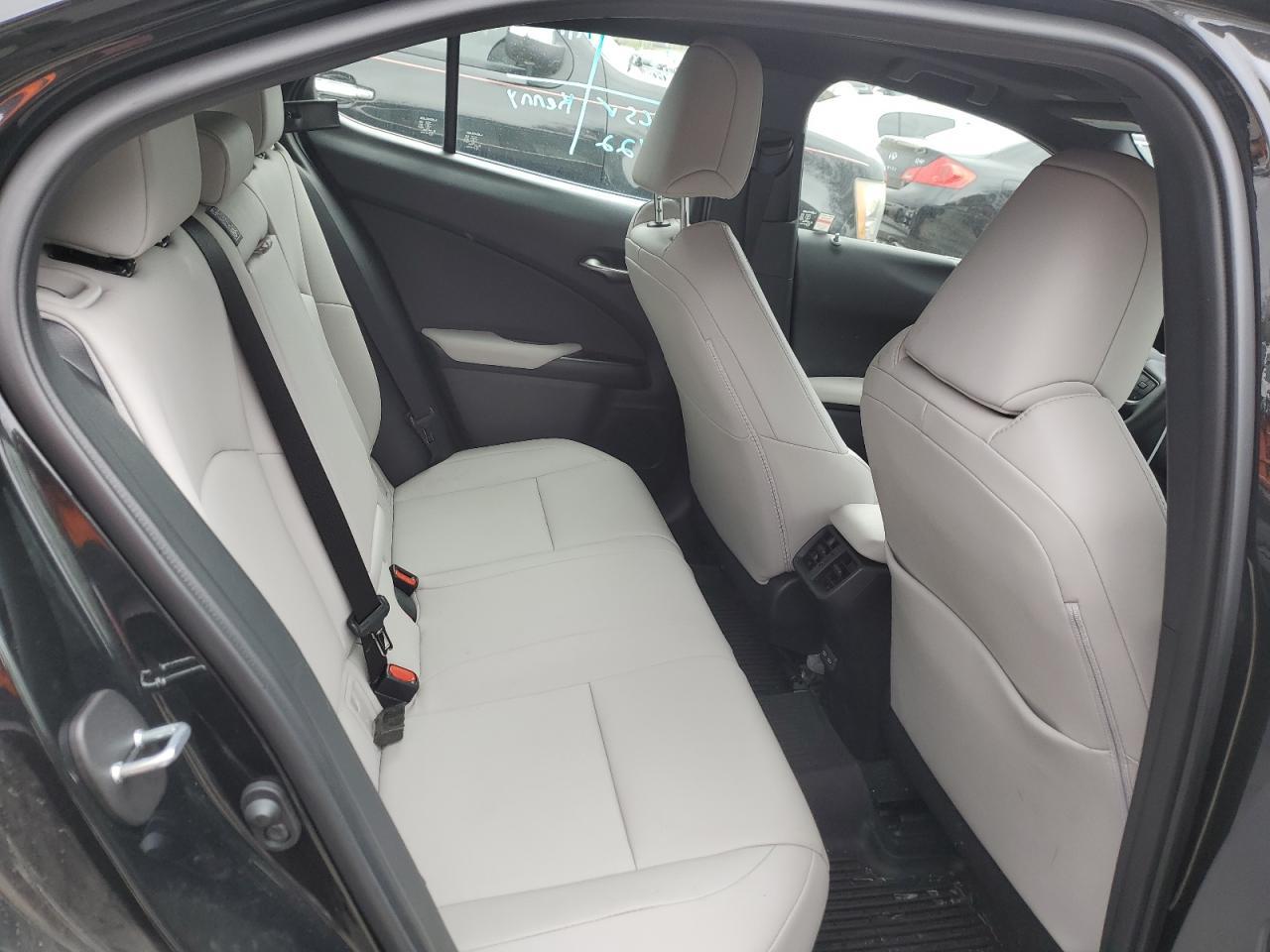 2024 Lexus Ux 250H Premium - zdjęcie 11