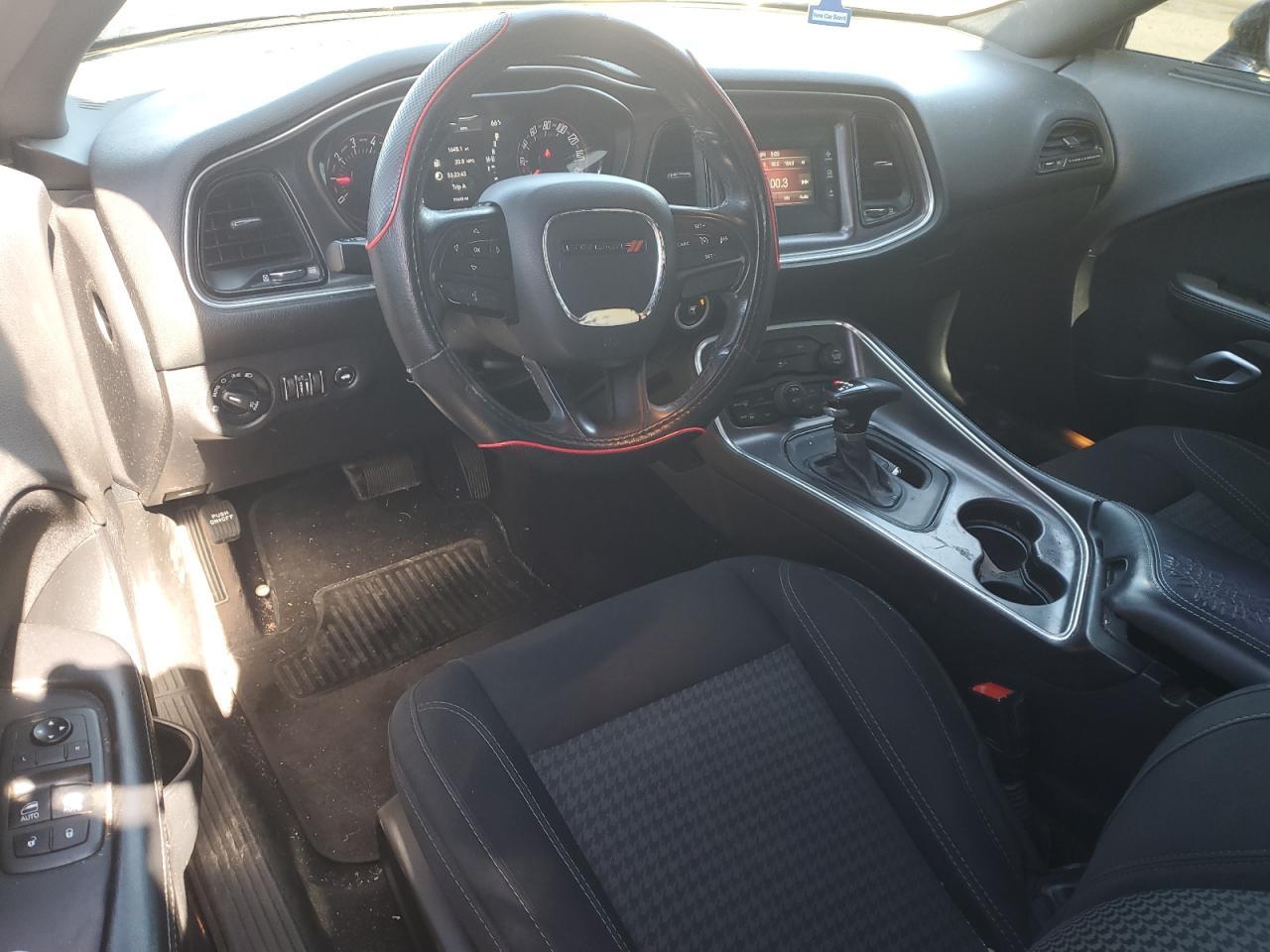 2016 Dodge Challenger Sxt - zdjęcie 8