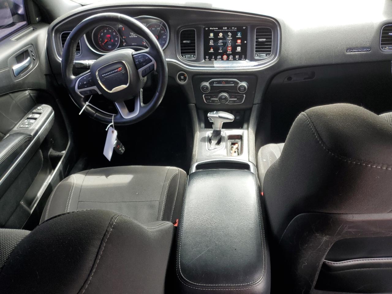 2016 Dodge Charger Sxt - zdjęcie 8