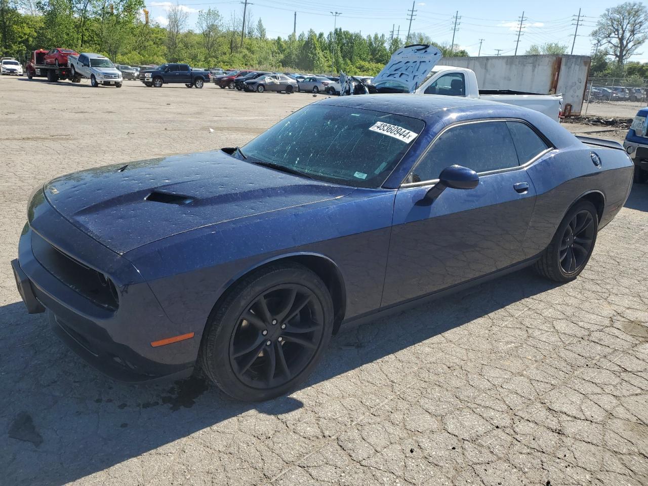 2016 Dodge Challenger Sxt - zdjęcie główne