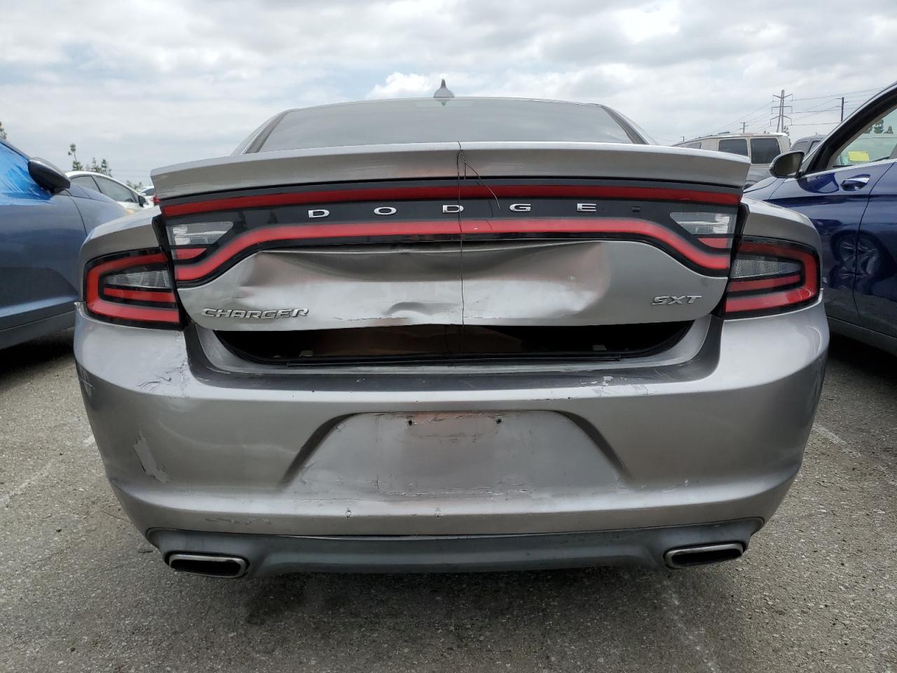2016 Dodge Charger Sxt - zdjęcie 6