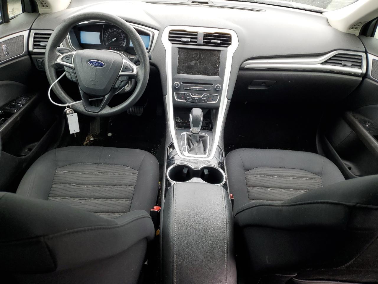 2016 Ford Fusion Se - zdjęcie 8