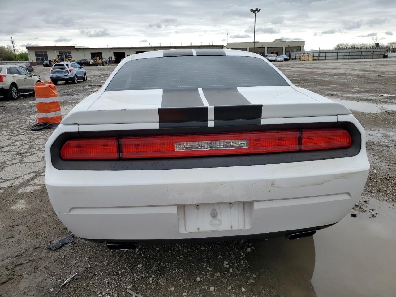 2013 Dodge Challenger Sxt - zdjęcie 6