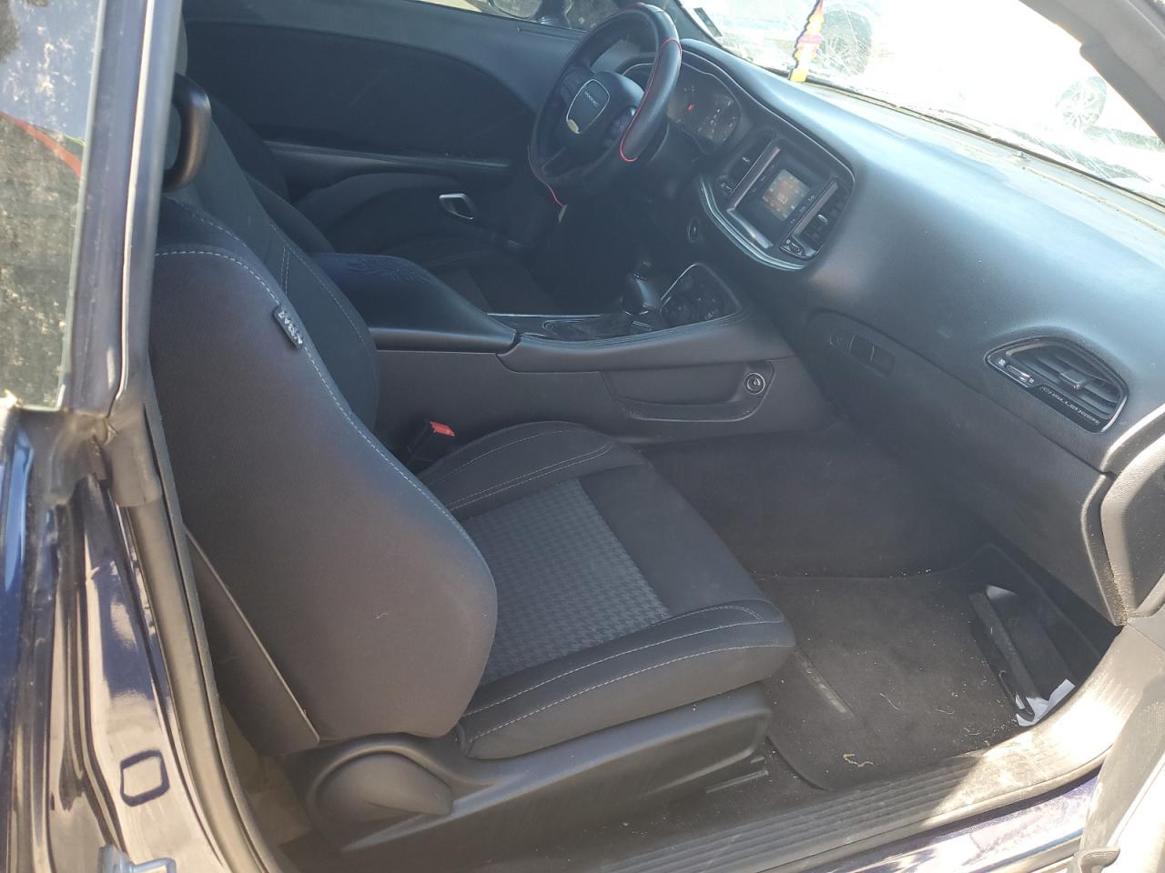 2016 Dodge Challenger Sxt - zdjęcie 10