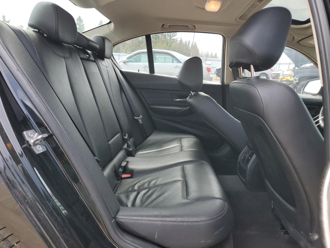 2013 BMW 320 I xDrive - zdjęcie 19