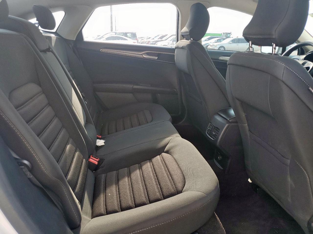 2019 Ford Fusion Se - zdjęcie 10