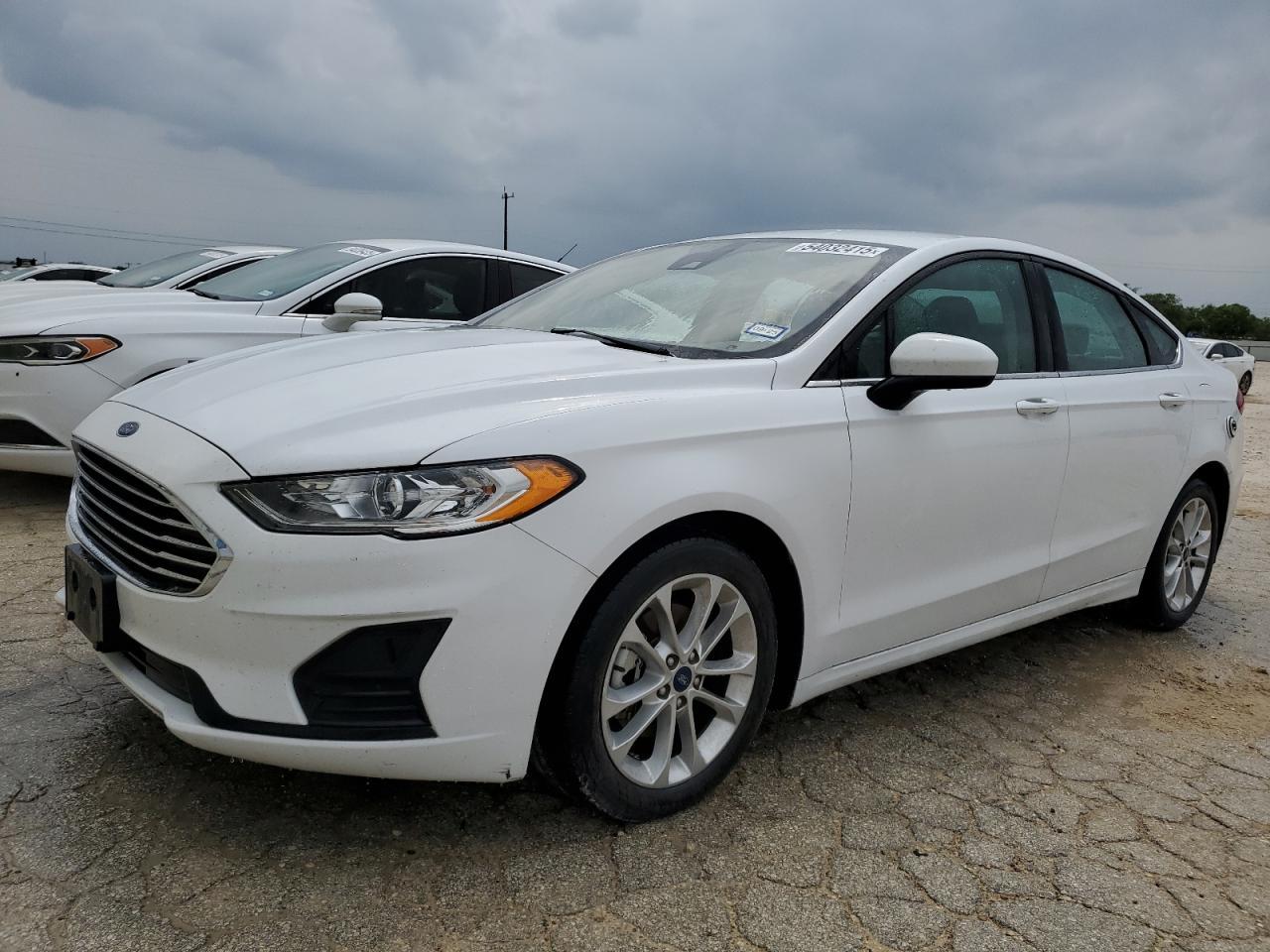 2020 Ford Fusion Se - zdjęcie główne