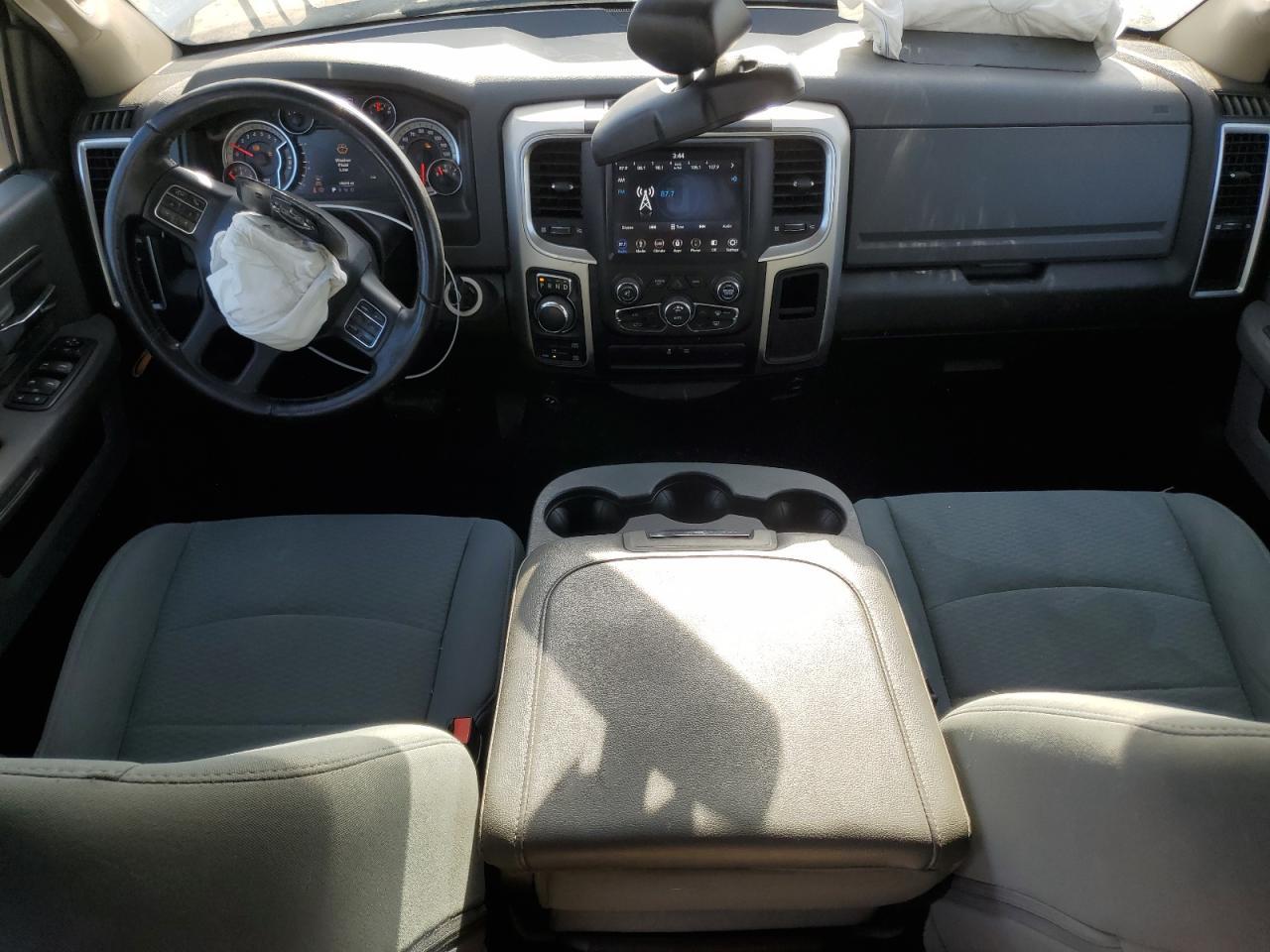 2019 Ram 1500 Classic Slt - zdjęcie 8