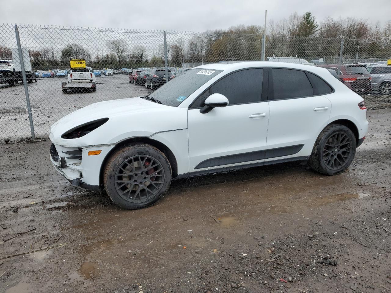 2017 Porsche Macan - zdjęcie główne