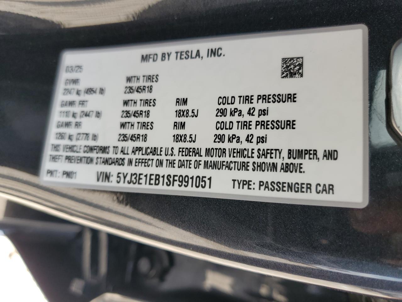 2025 Tesla Model 3 - zdjęcie 12
