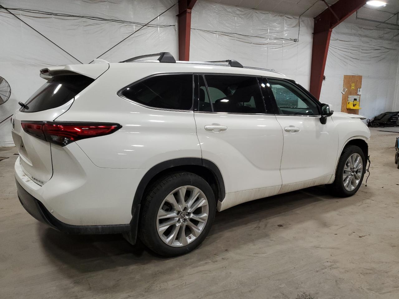 2021 Toyota Highlander Limited - zdjęcie 3