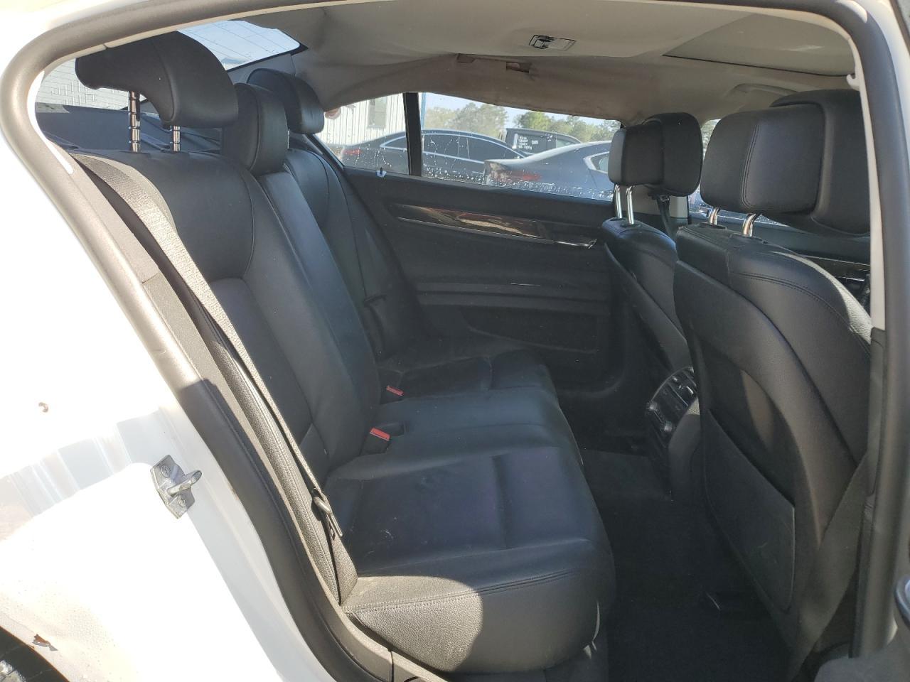 2014 BMW 740 I - zdjęcie 10