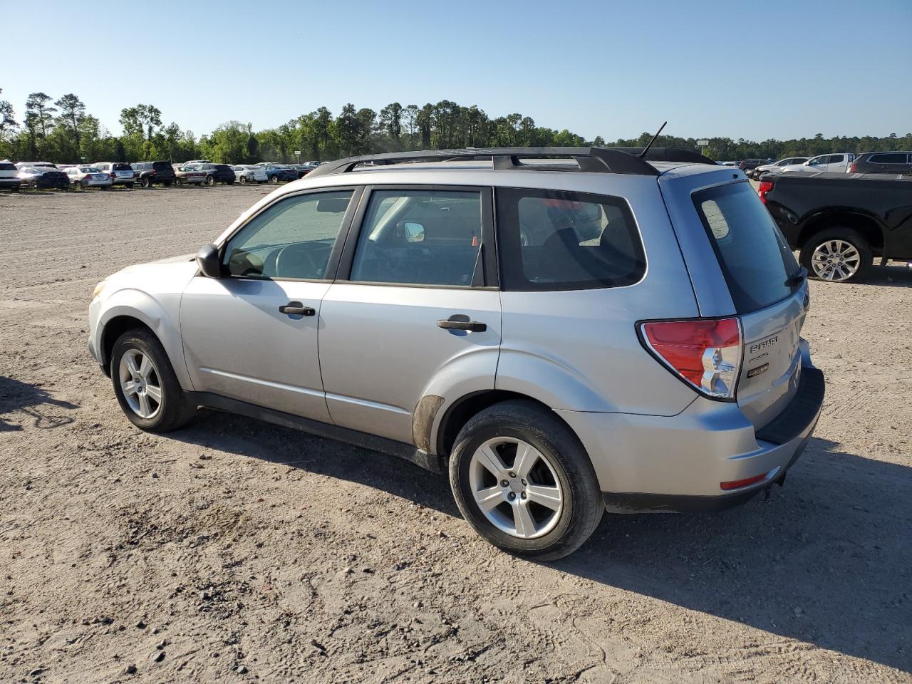 2013 Subaru Forester 2.5X - zdjęcie 2