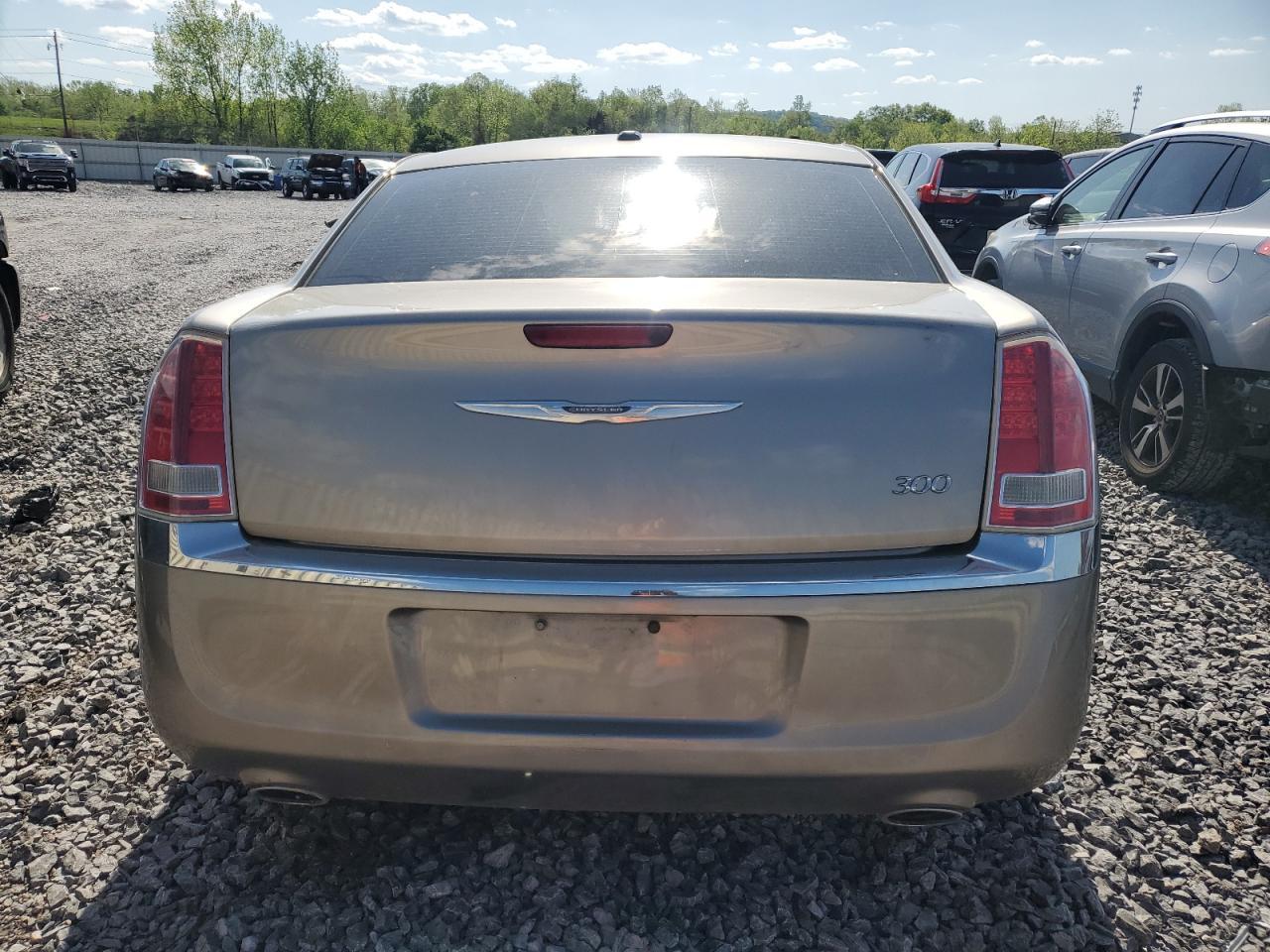 2014 Chrysler 300 - zdjęcie 6