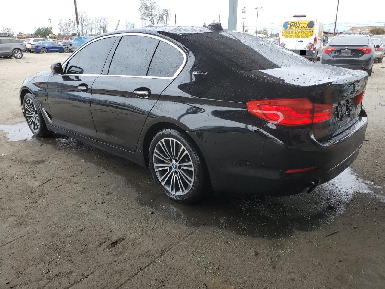 2018 BMW 530E - zdjęcie 2