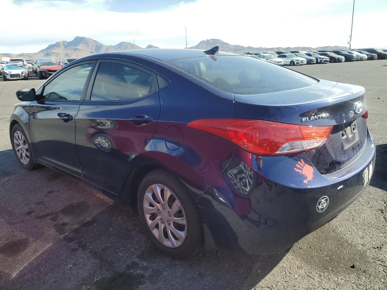 2013 Hyundai Elantra Gls - zdjęcie 2