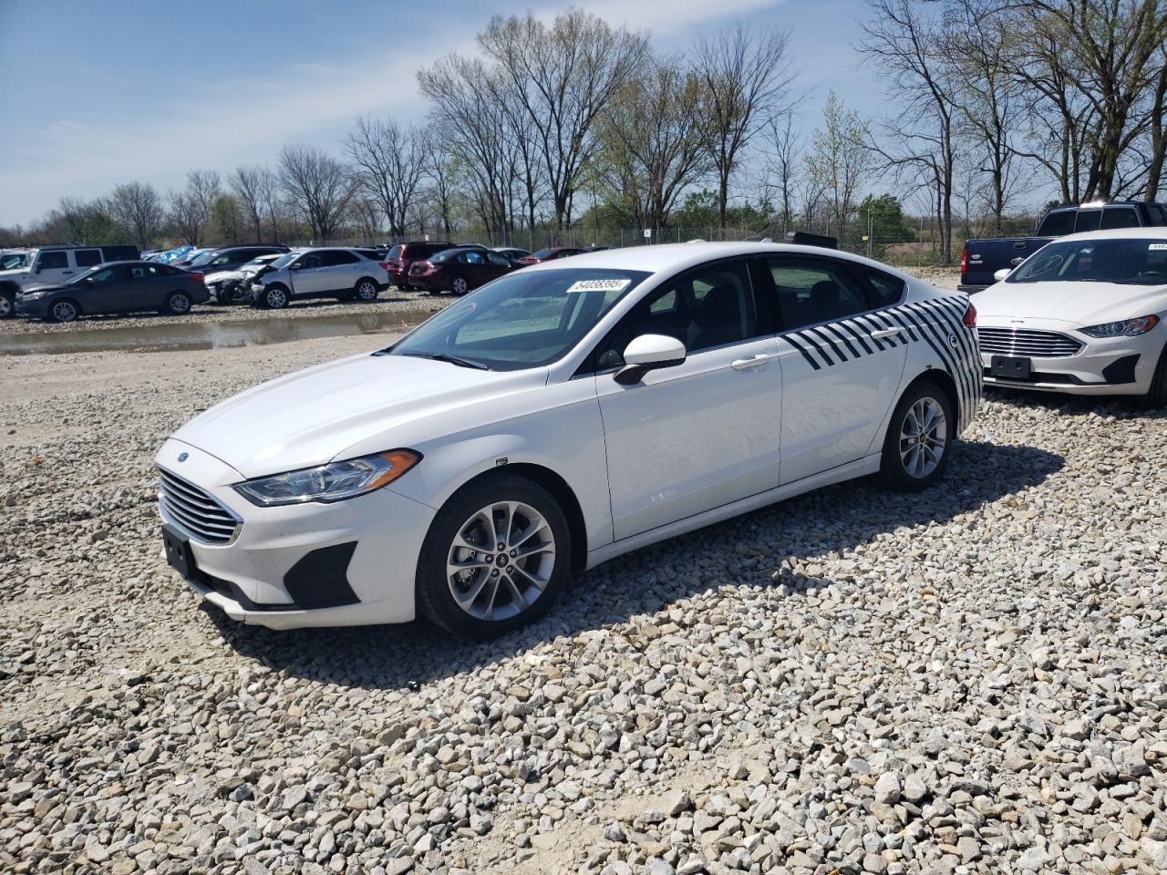 2020 Ford Fusion Se - zdjęcie główne