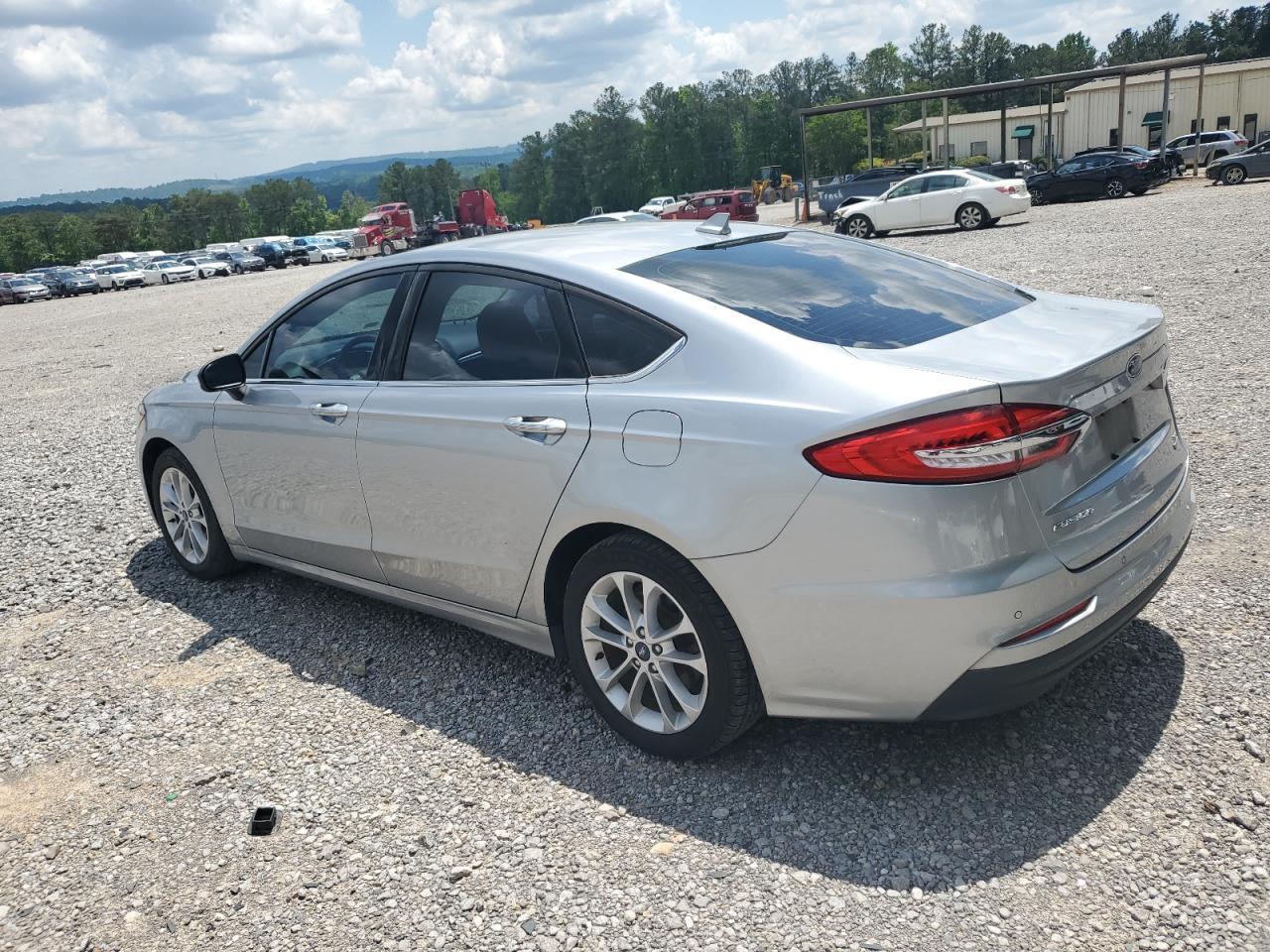 2020 Ford Fusion Se - zdjęcie 2