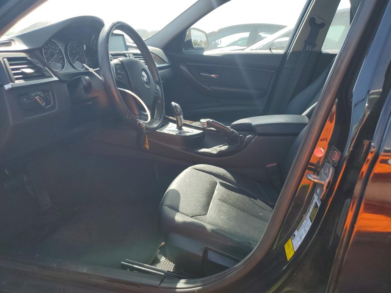 2015 BMW 320 I - zdjęcie 7