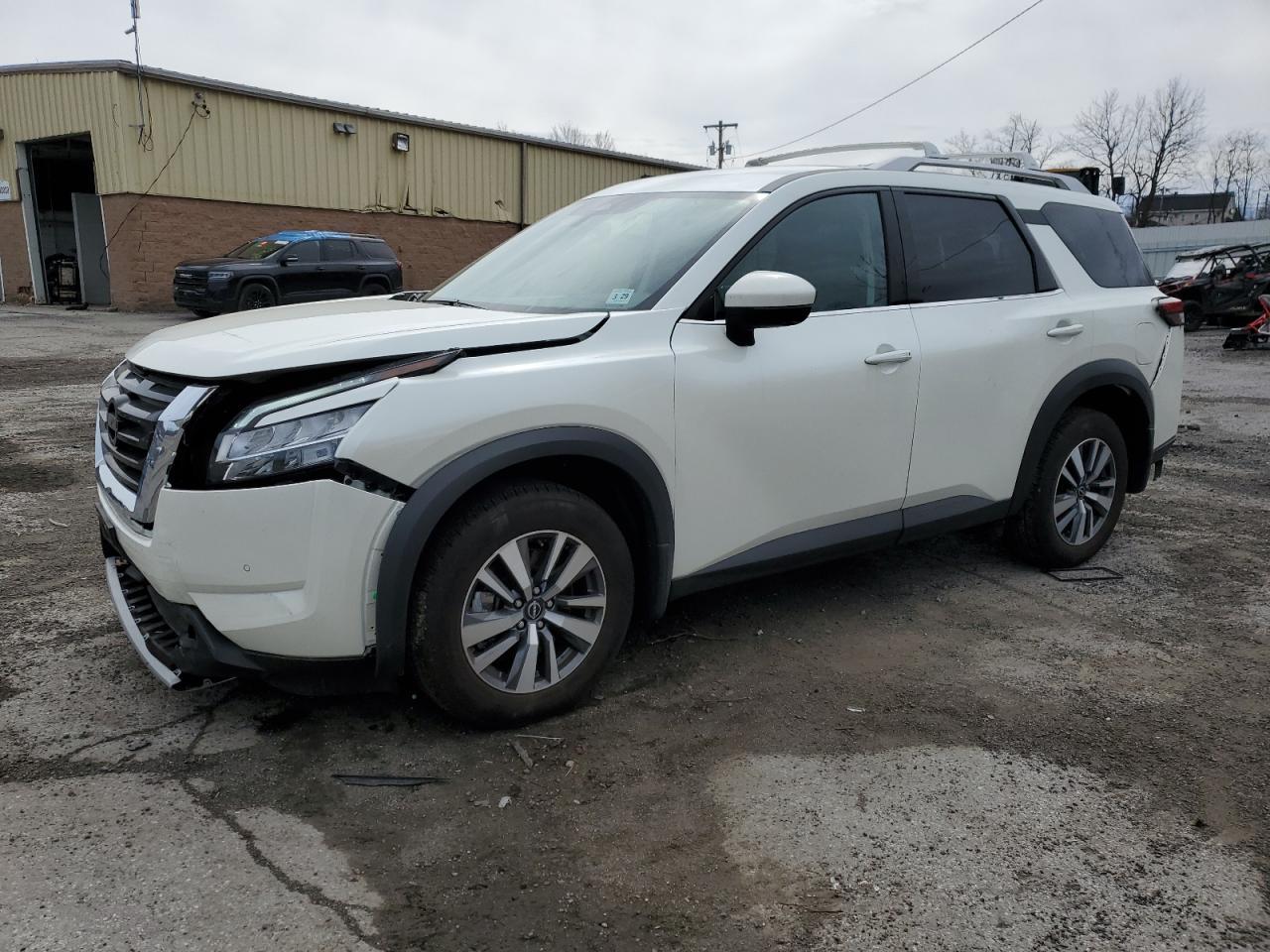 2024 Nissan Pathfinder - zdjęcie główne