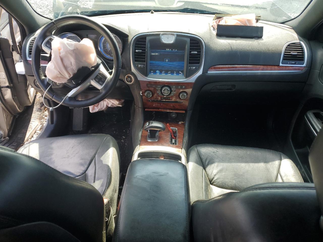 2014 Chrysler 300 - zdjęcie 8