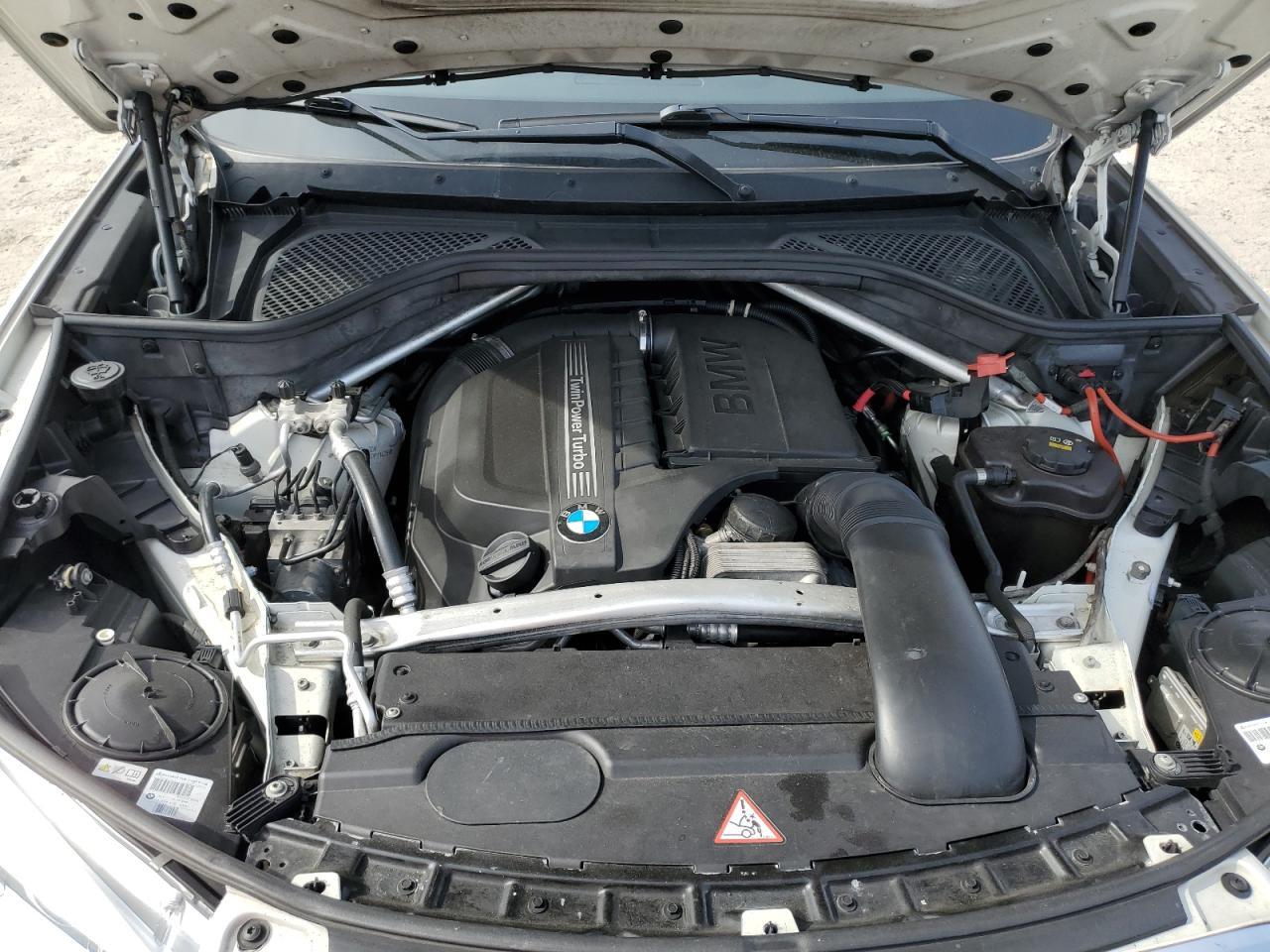 2015 BMW X5 xDrive35I - zdjęcie 12