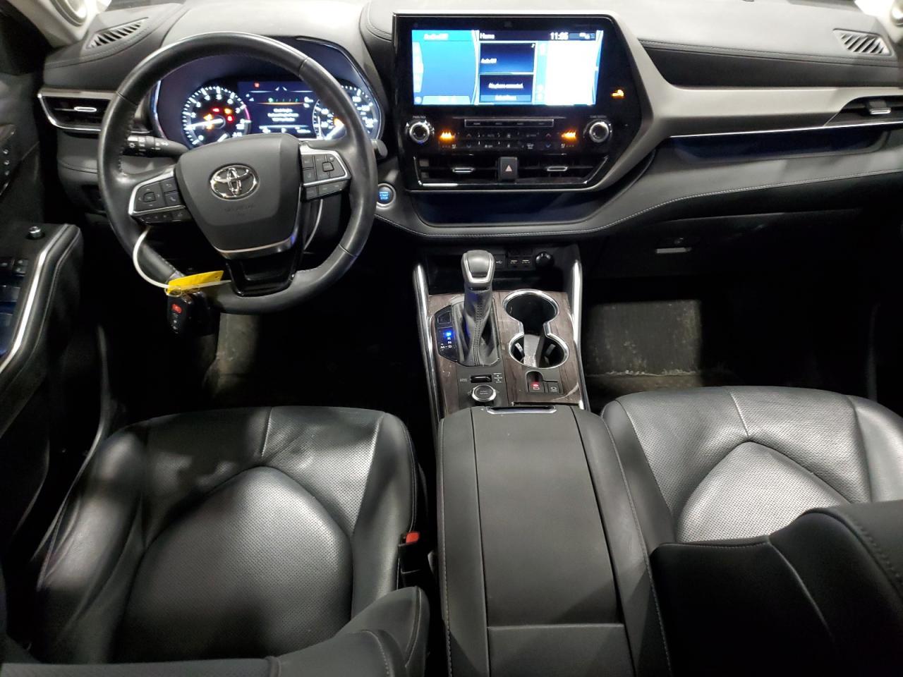 2021 Toyota Highlander Limited - zdjęcie 8