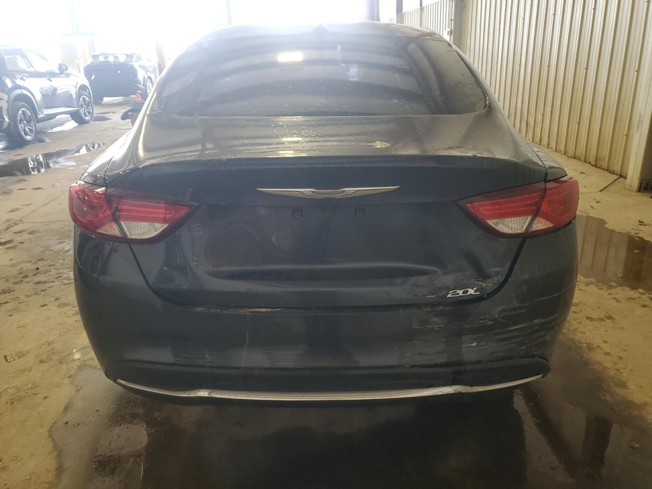 2017 Chrysler 200 Limited - zdjęcie 6