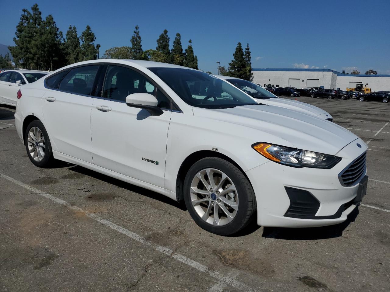 2019 Ford Fusion Se - zdjęcie 4