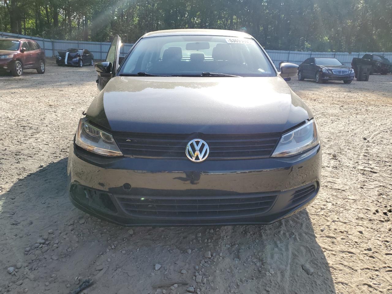 2014 Volkswagen Jetta Base - zdjęcie 5