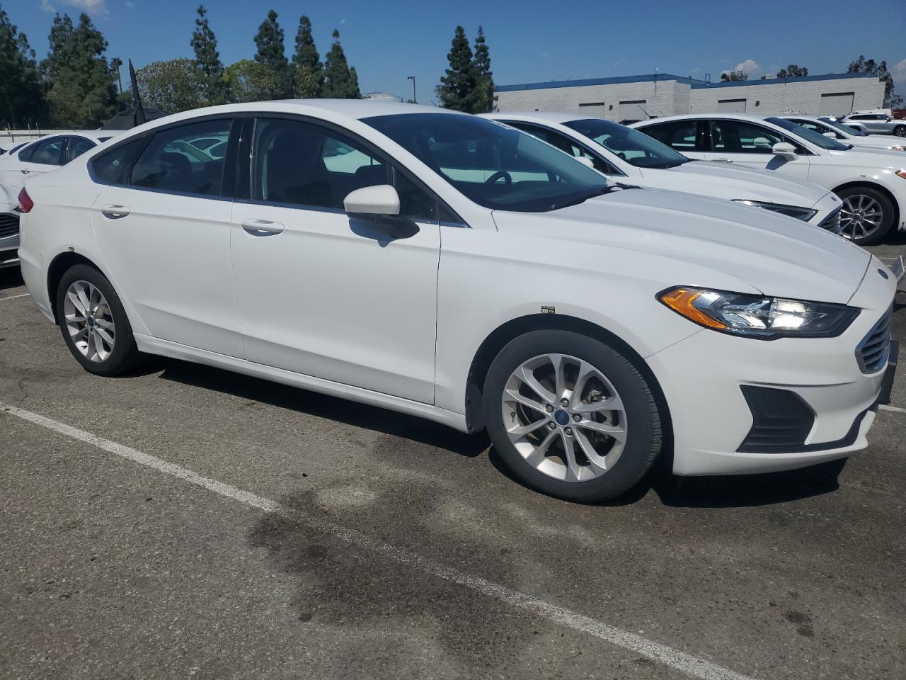 2019 Ford Fusion Se - zdjęcie 4
