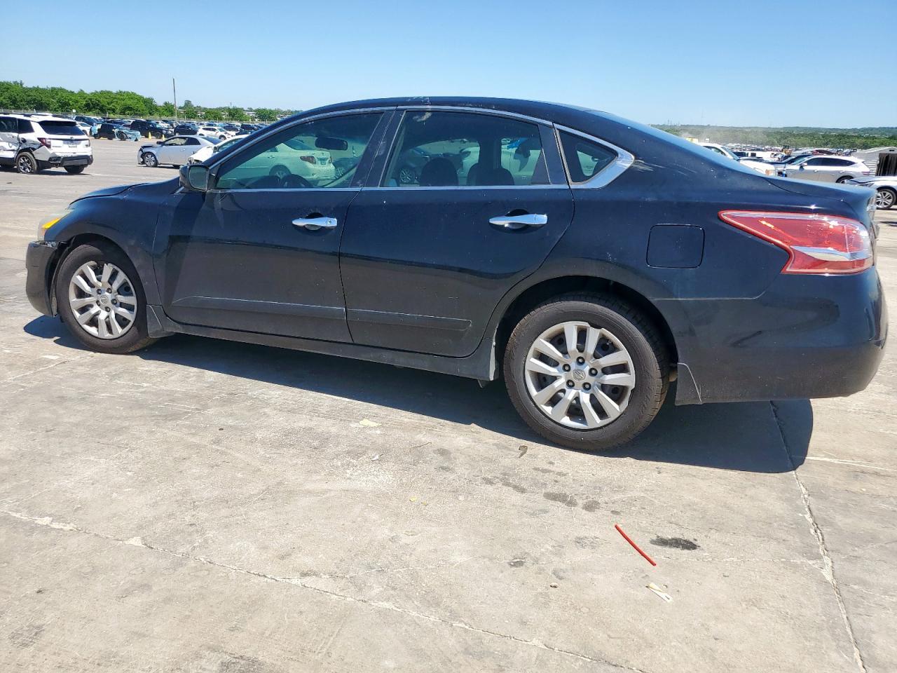 2013 Nissan Altima - zdjęcie 2
