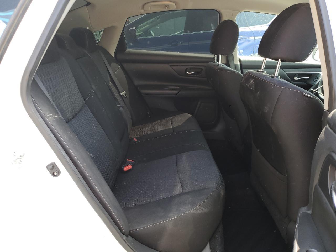 2016 Nissan Altima 2.5 - zdjęcie 10