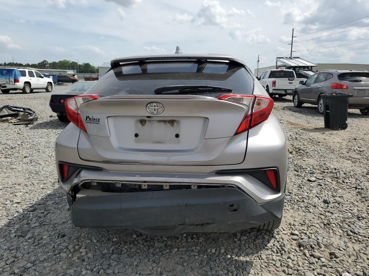 2019 Toyota C-Hr Xle - zdjęcie 6