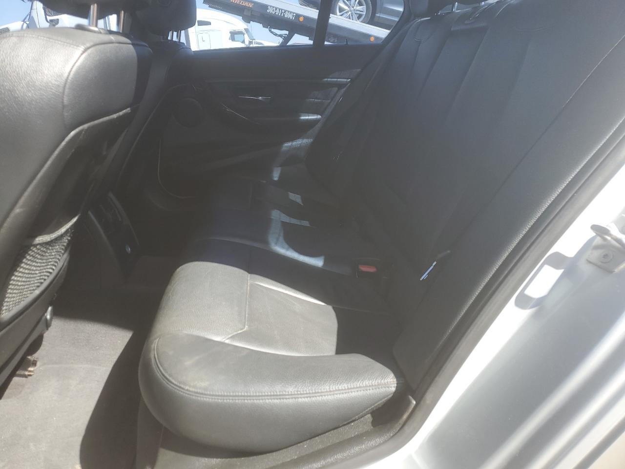 2013 BMW 328 I - zdjęcie 10