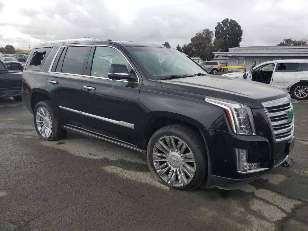 2018 Cadillac Escalade Platinum - zdjęcie 4