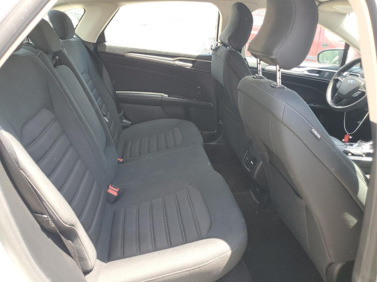 2019 Ford Fusion Se - zdjęcie 10