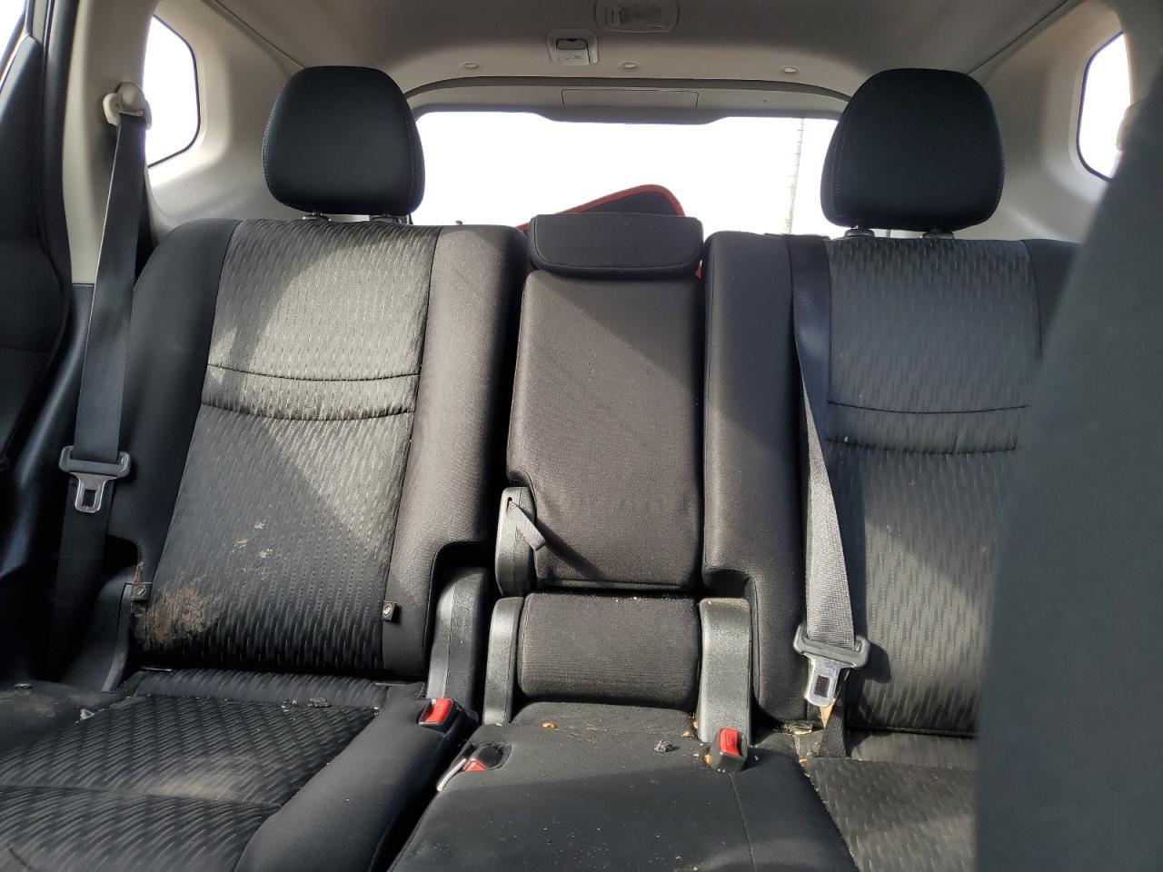 2020 Nissan Rogue S - zdjęcie 10