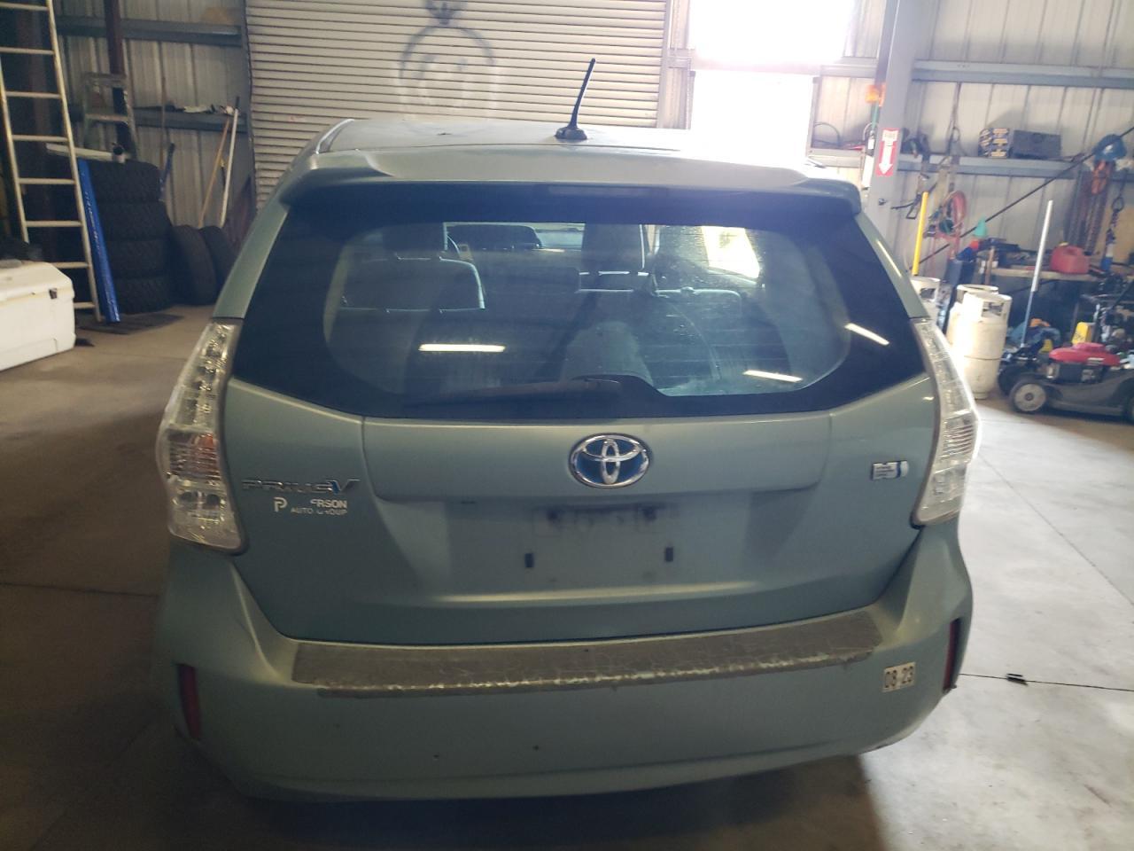 2014 Toyota Prius V - zdjęcie 6