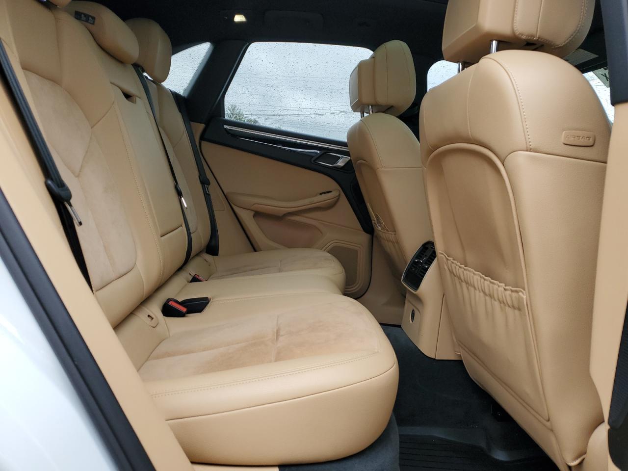 2017 Porsche Macan - zdjęcie 11
