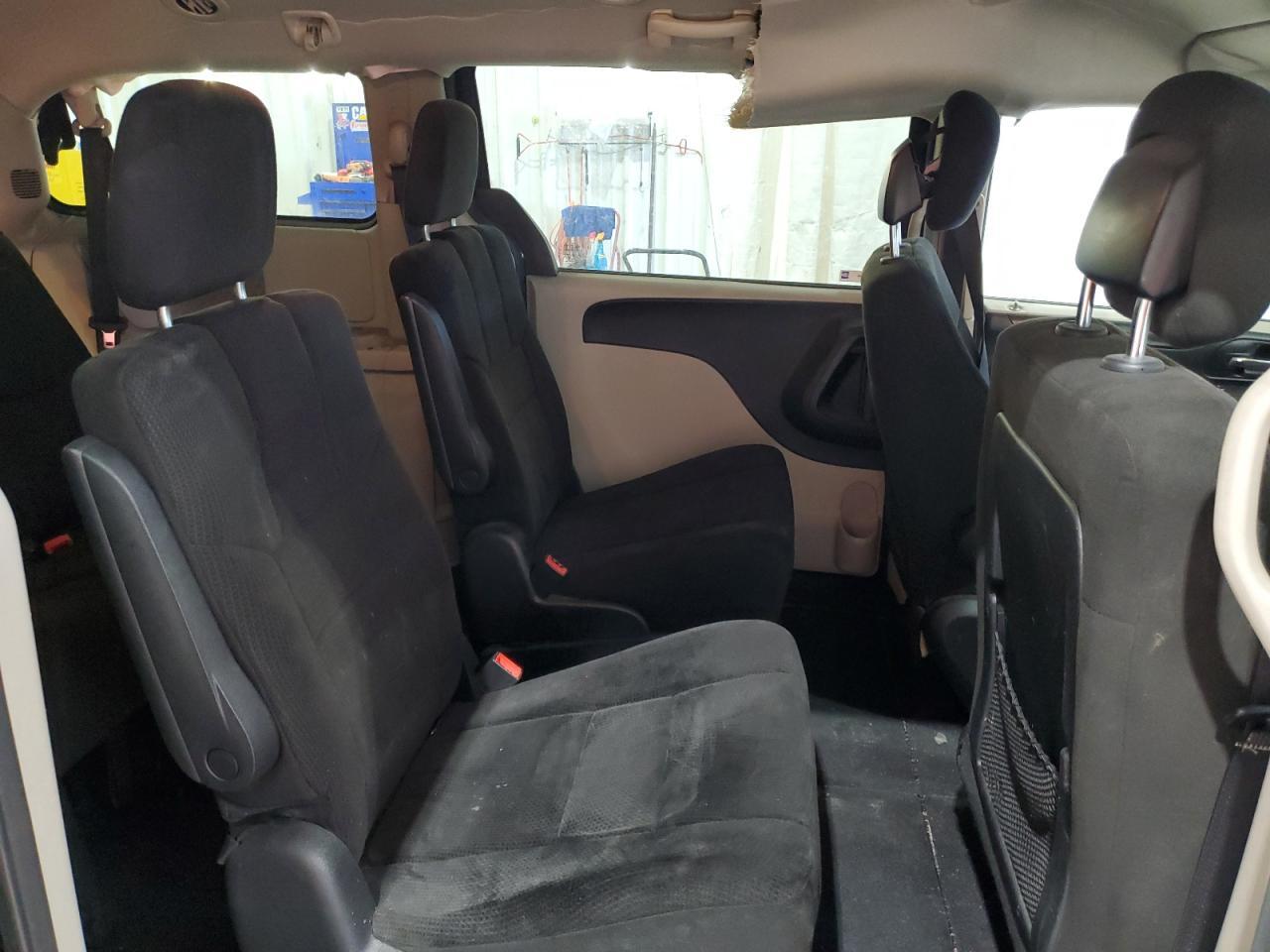 2013 Dodge Caravan - zdjęcie 11