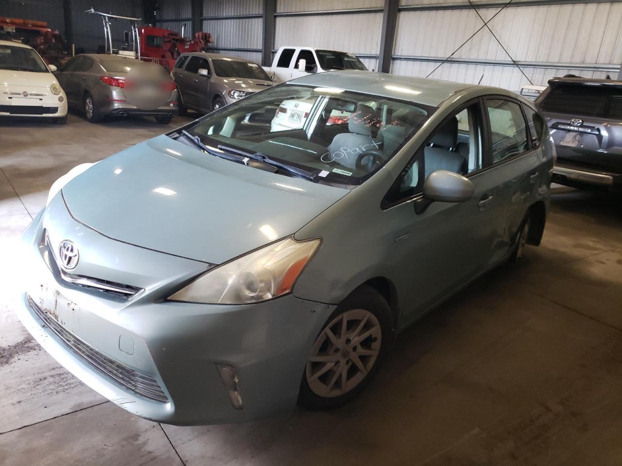 2014 Toyota Prius V - zdjęcie główne